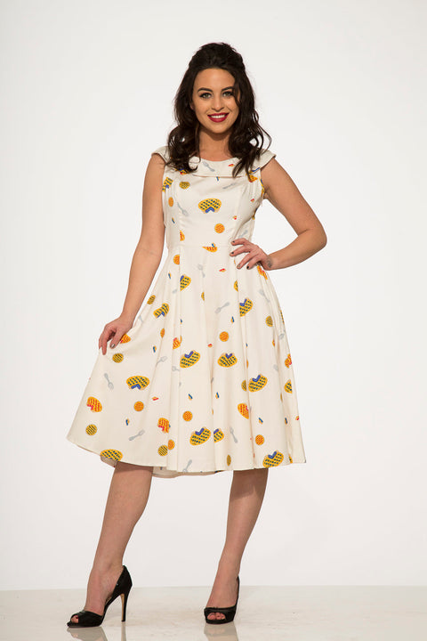 Pie Dress in Off White