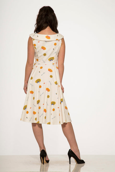 Pie Dress in Off White