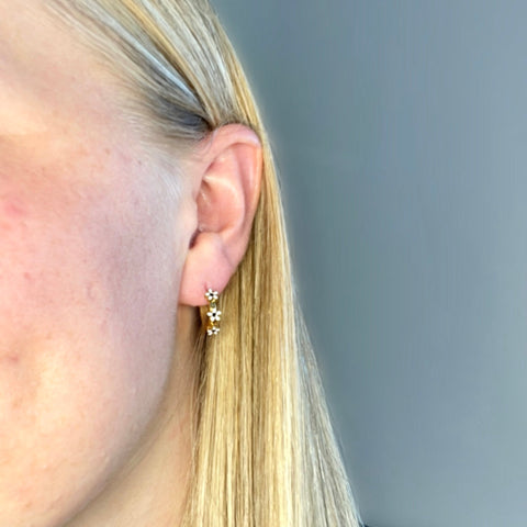 Daisy 3D Huggie Hoop Earrings