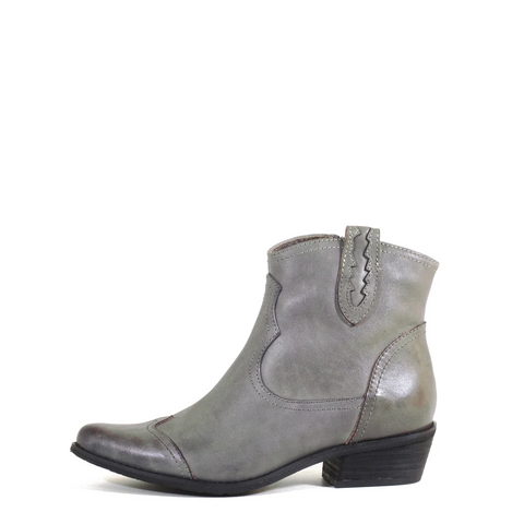 Connor Western Booties