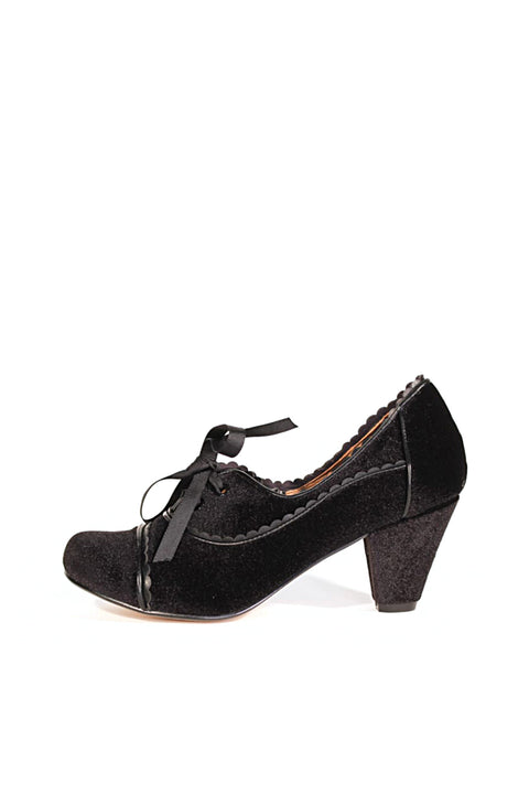 Madison Velvet Retro Heels Black