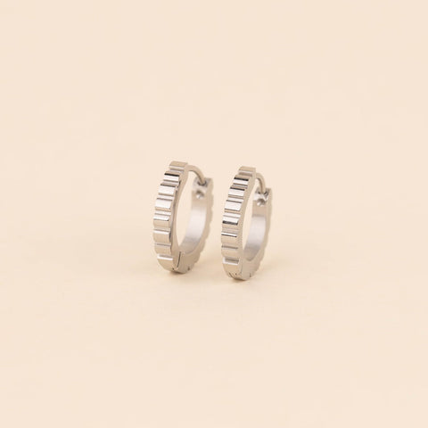 Scalloped Huggie Hoop Earrings