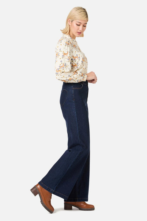 Meadow Deer Long Sleeve Blouse
