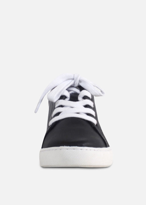 U-Turn Tennis Sneakers