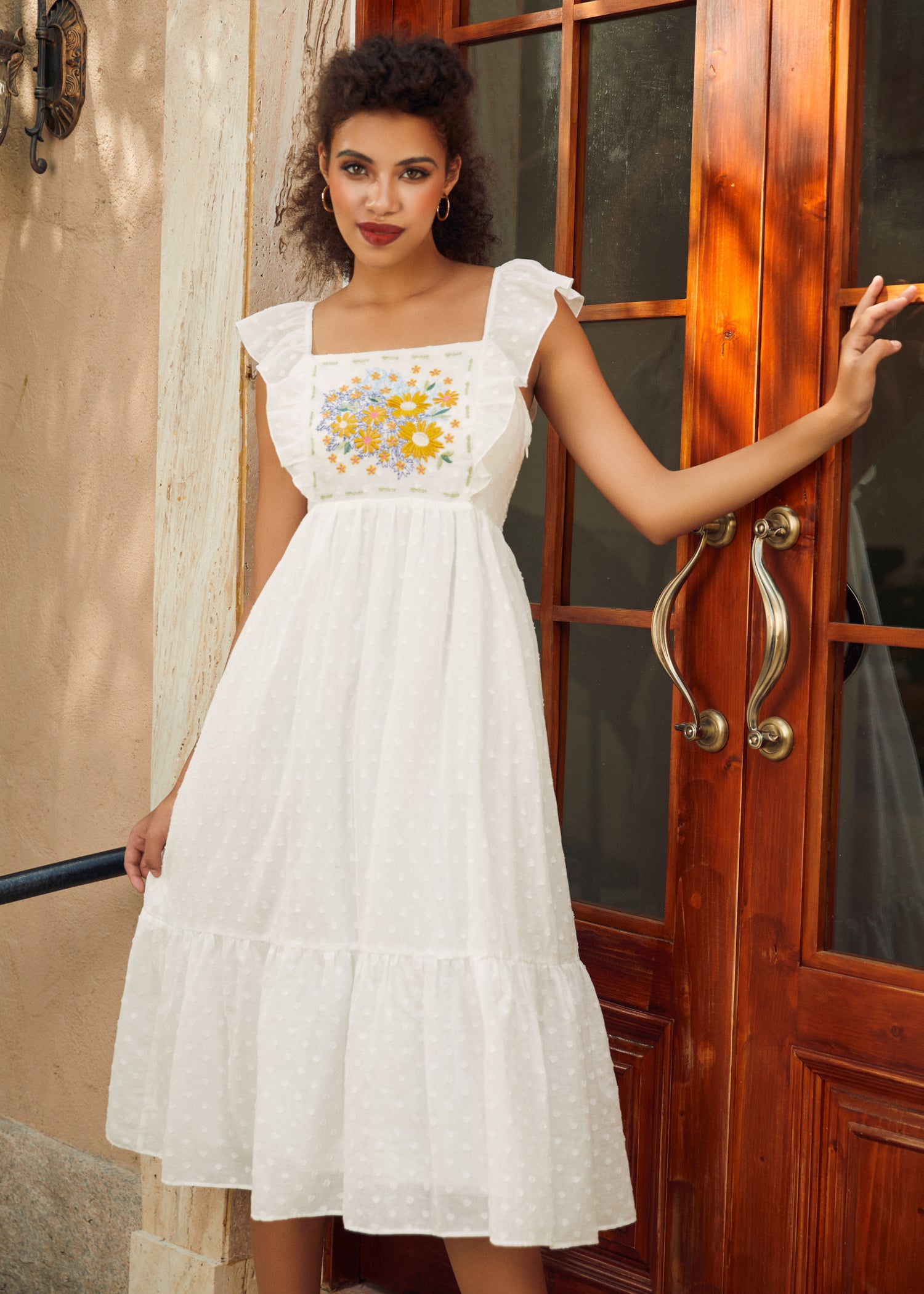 white long sleeve square neck dress KissProm Mermaid Wedding with Slit, Diamond White / 0 Carolina Herrera captures the feed-size-regular Fit Model is 5’7 US WOMEN SIZE:5