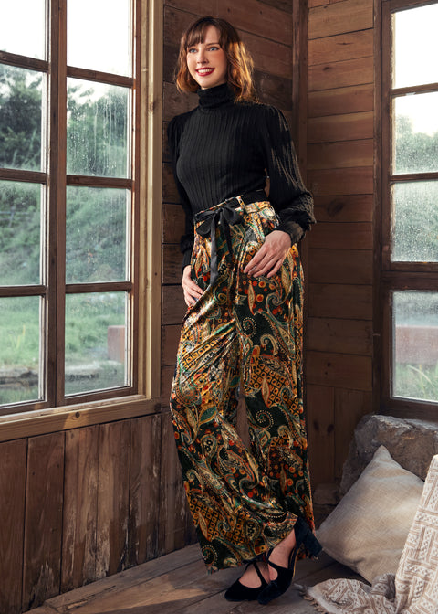 Velvet Reverie Crop Pants