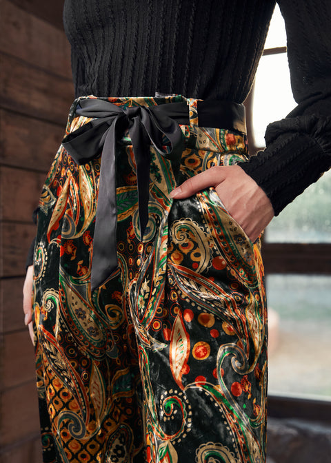 Velvet Reverie Crop Pants