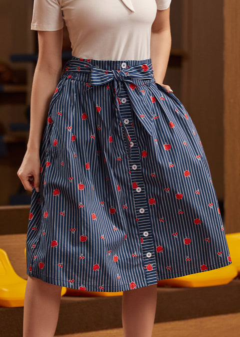 Meet Me at the Market Skirt