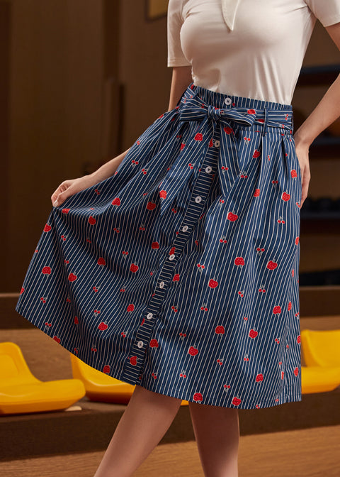 Meet Me at the Market Skirt