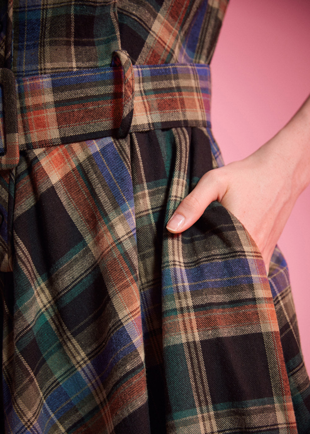 Removable buckle belt and side pocket detail on plaid fit-and-flare dress