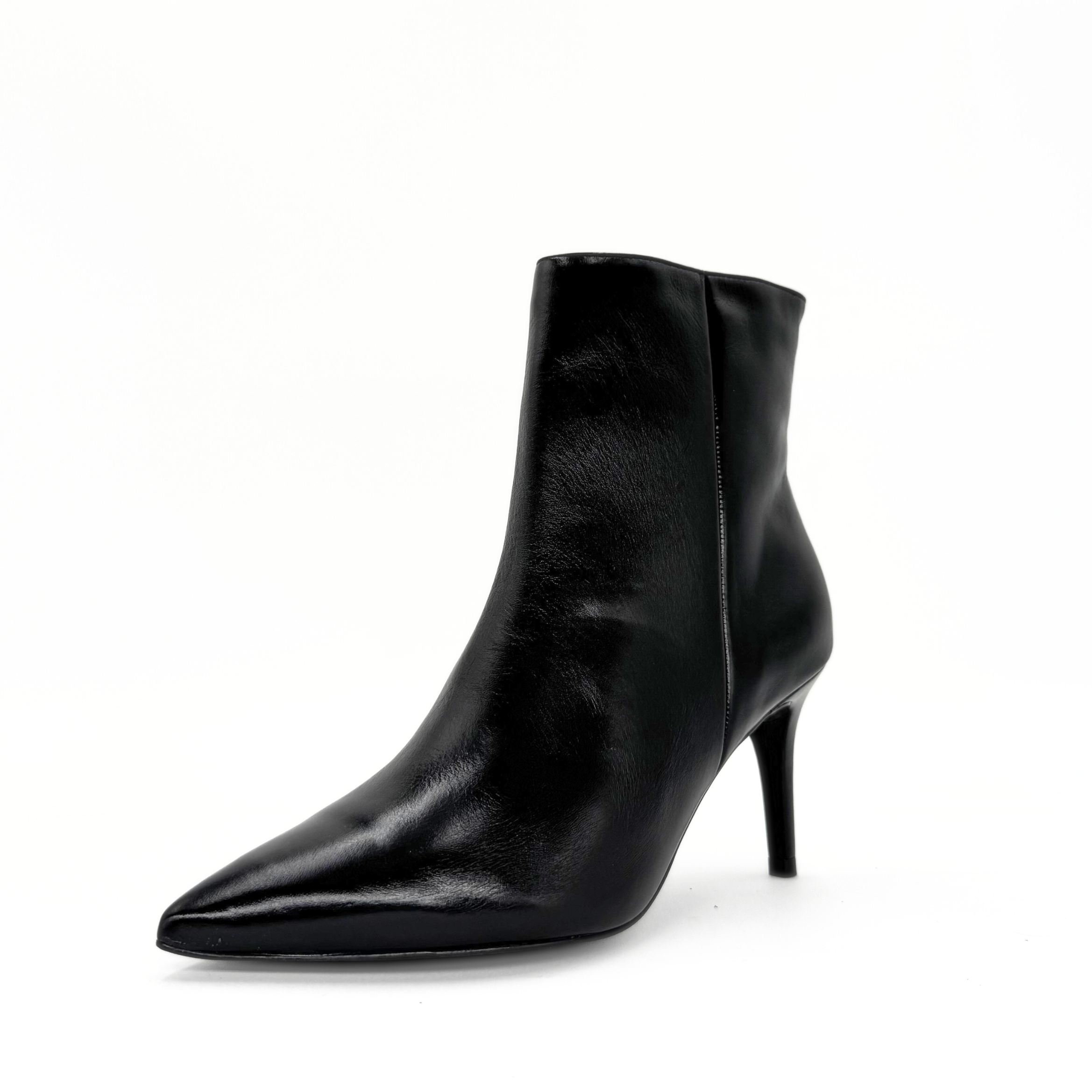 Jennifer Shiny Leather Booties