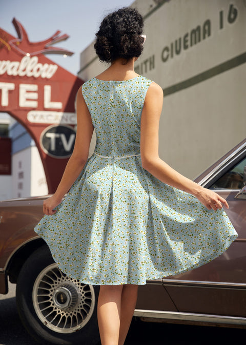 Elizabeth Dress in Petite Floral M Elizabeth Dress in Petite Floral M