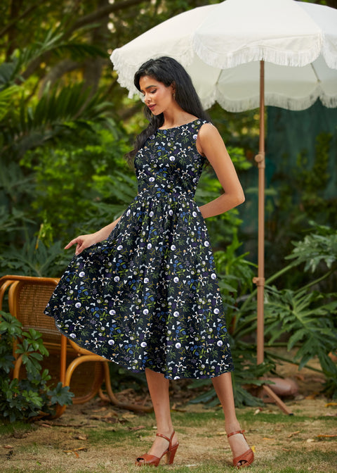 retro style midi dress Vintage Style Midi Dress Firefly