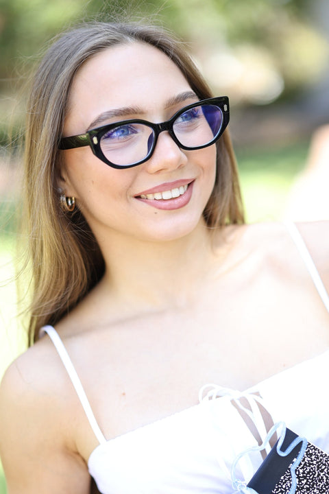 EYES UP FRONT