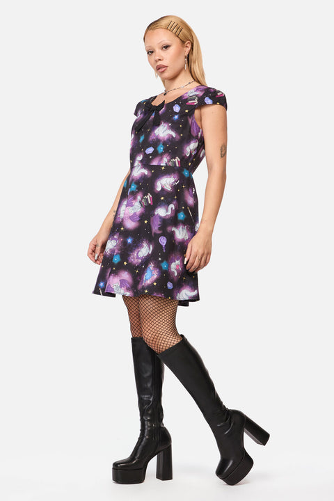 Witches Familiar Short Sleeve Dress