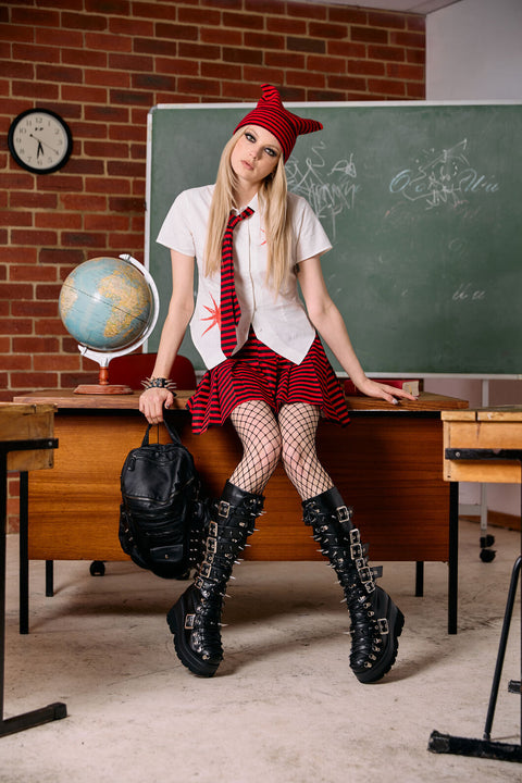 Trad Emo Tie Fitted Blouse