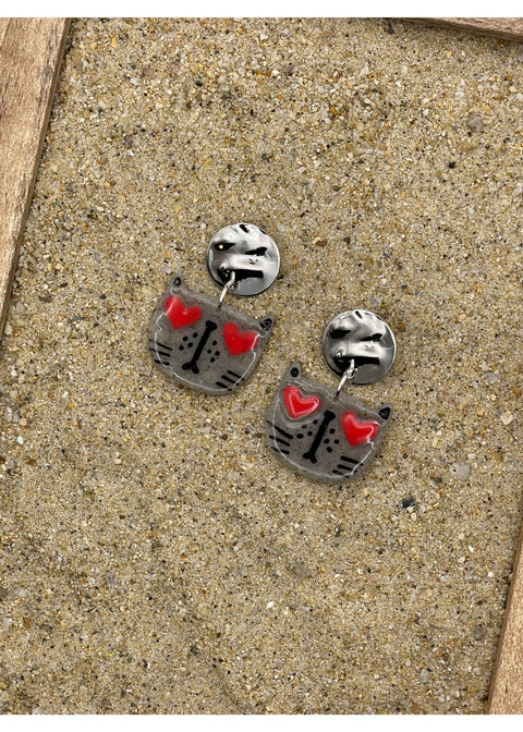 Heart Eyes Cat Face Earrings