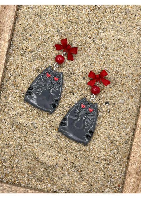 Chubby Kitty Cat with Bow Earrings