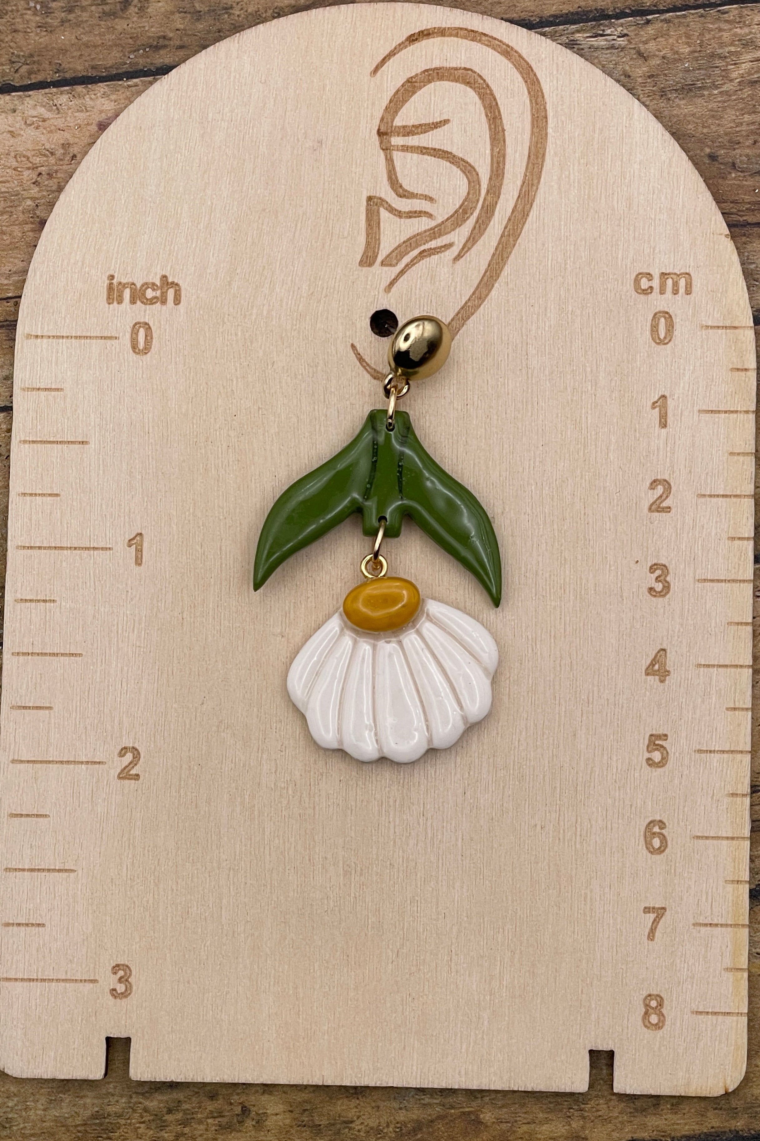Spring Fling - White Daisy Dangle Earrings: Handmade Polymer Clay