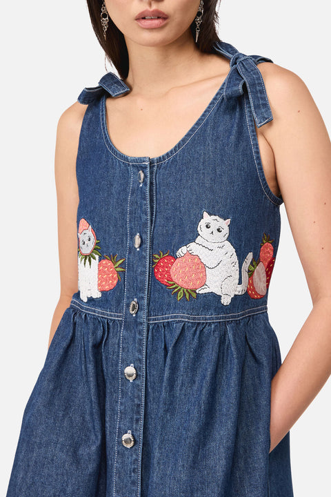 Strawberry Cat Embroidered Pinafore Blue Denim / 12 (AU) Strawberry Cat Embroidered Pinafore Blue Denim / 12 (AU)