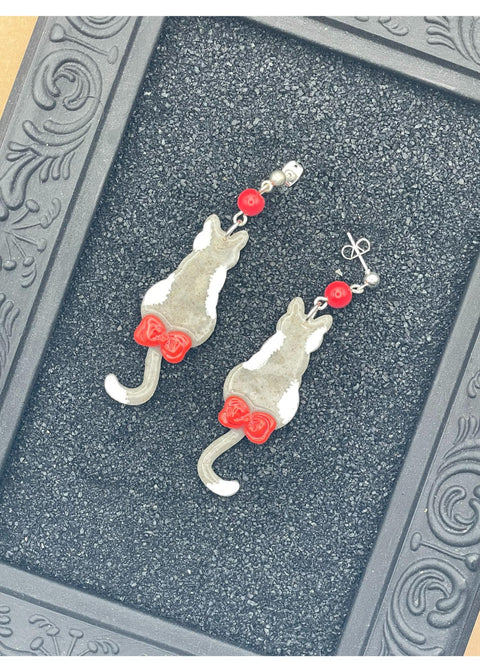 Grey Kitty Cat with Red Bow Earrings