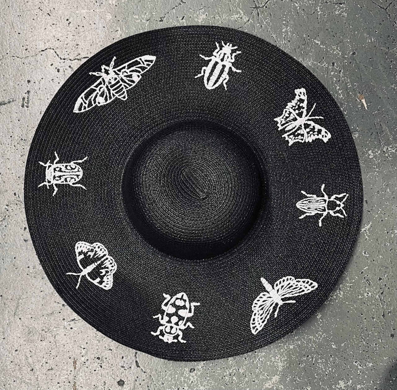 Embroidered Floppy Sun Hat - XL Brim - Insects