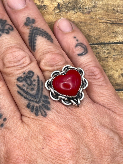 Ray - Red Rosarita Heart Ring with Chain Detail