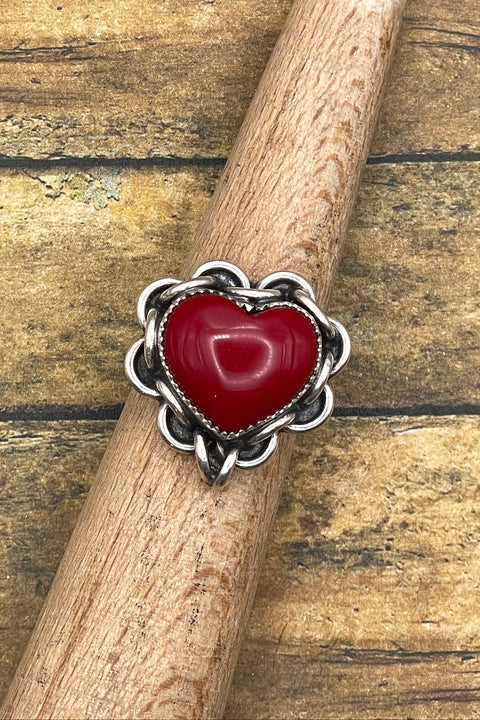 Ray - Red Rosarita Heart Ring with Chain Detail