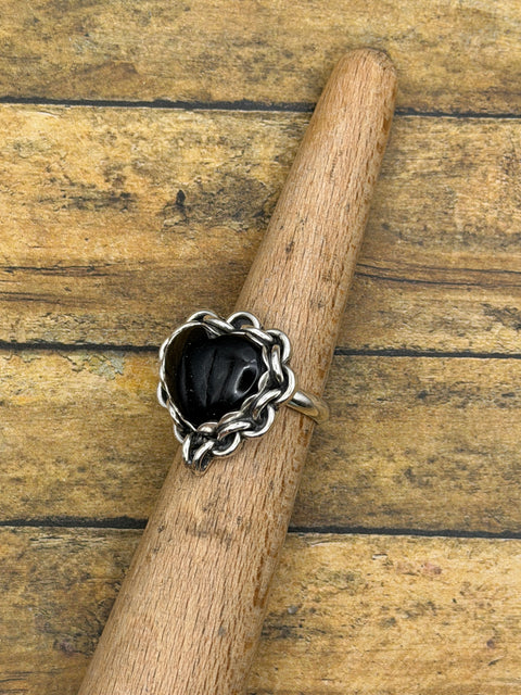 Daliah - Black Onyx Heart Ring with Chain Detail