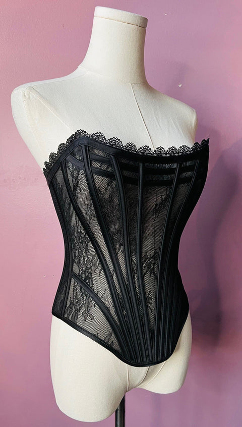 The Vivienne Corset - Romantic Floral Lace, Waist Cinching