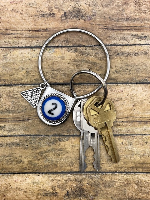 Steve - Round Ring Keychain with Billiard Ball #2 Detail