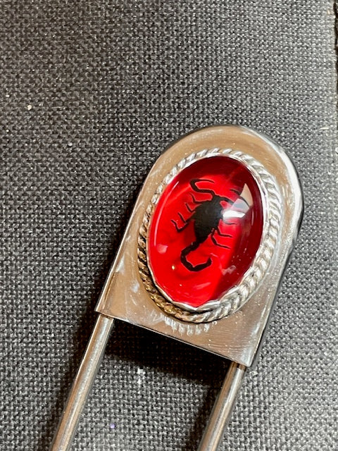 Winter - Jumbo Safety Pin with Black Scorpion in Red Resin Cabochon
