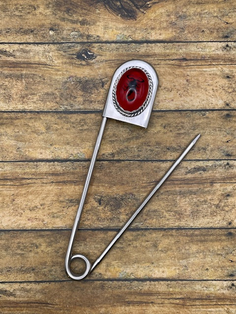 Winter - Jumbo Safety Pin with Black Scorpion in Red Resin Cabochon