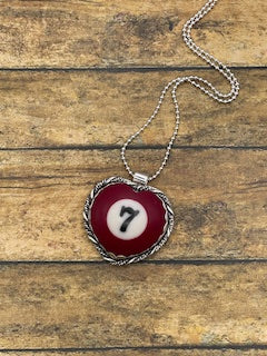 Sony - Small Billiard Ball Lucky #7 Heart Pendant Necklace