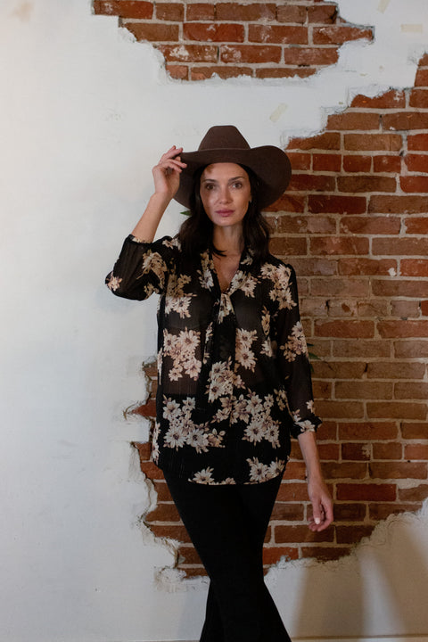 Anjelica Tie Front Top in Liza Flora