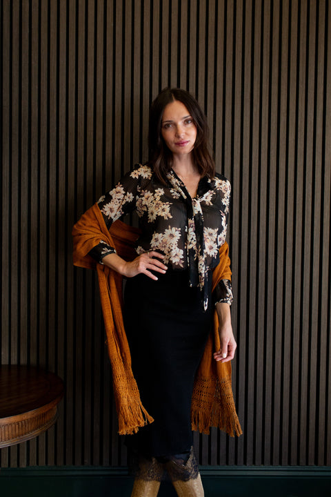 Anjelica Tie Front Top in Liza Flora