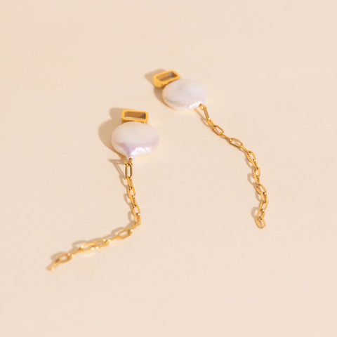 Pearl Whim Chunky Huggie Hoop Charms