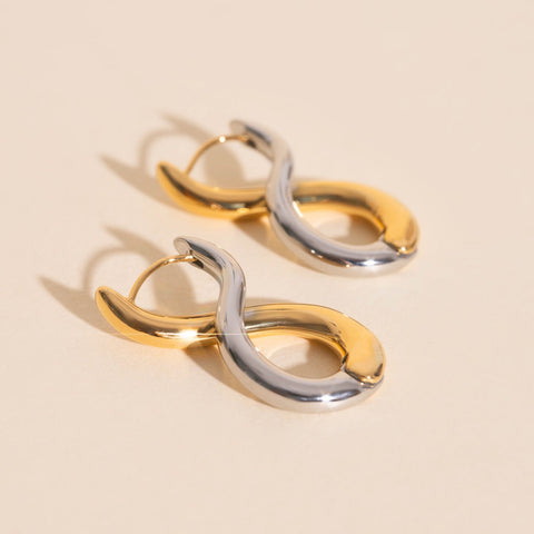 Infinity Chunky Rounded Huggie Hoop