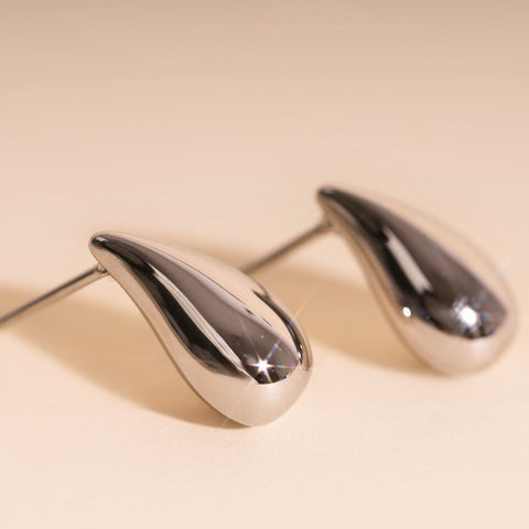 Droplet Stud Earrings