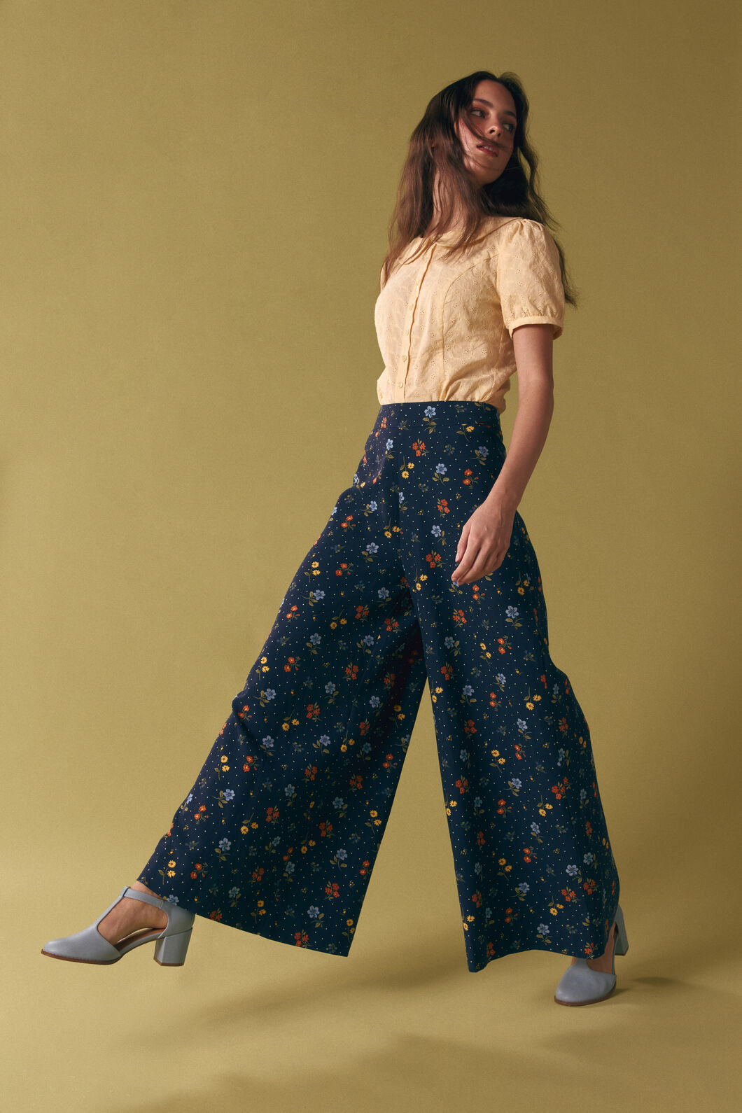 Chloe Ditsy 90's Wide Leg Pant