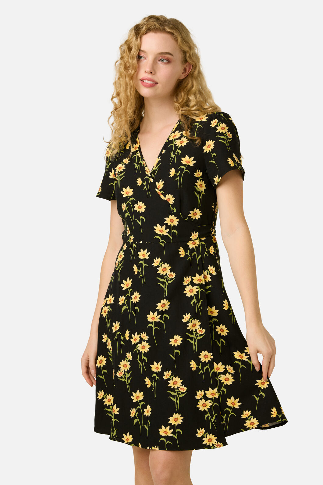 Goldie Daisy Wrap Dress – ModCloth
