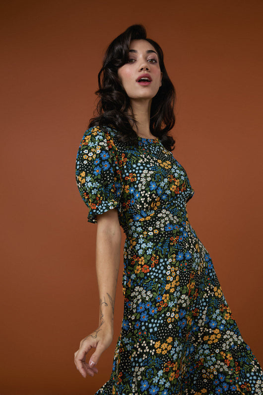 Ada 90's Floral Midi Dress
