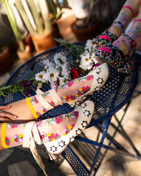 Bouquets All Day Shimmer Sheer Crew Sock