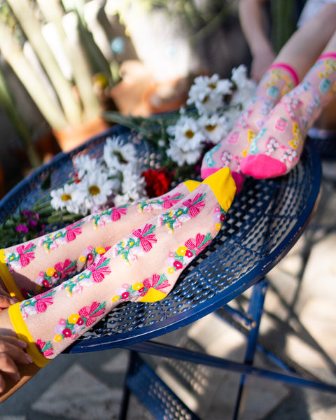 Bouquets All Day Shimmer Sheer Crew Sock