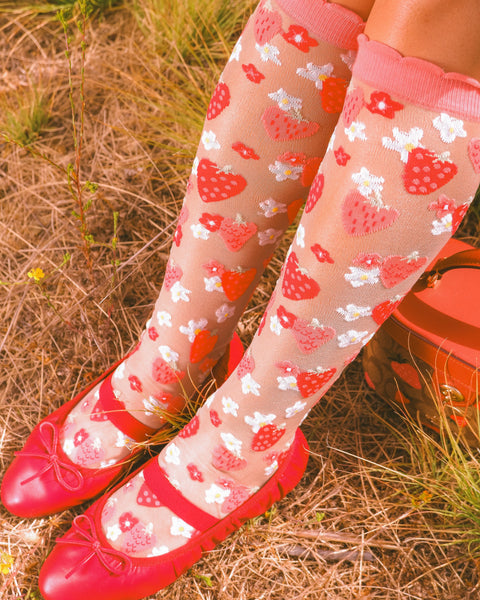 Strawberry Daisy Ruffle Knee High Sock