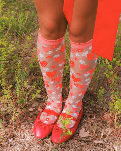 Strawberry Daisy Ruffle Knee High Sock