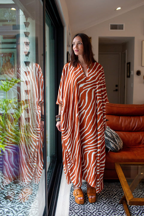 Talitha Cinched Waist Caftan In Jungle Spice