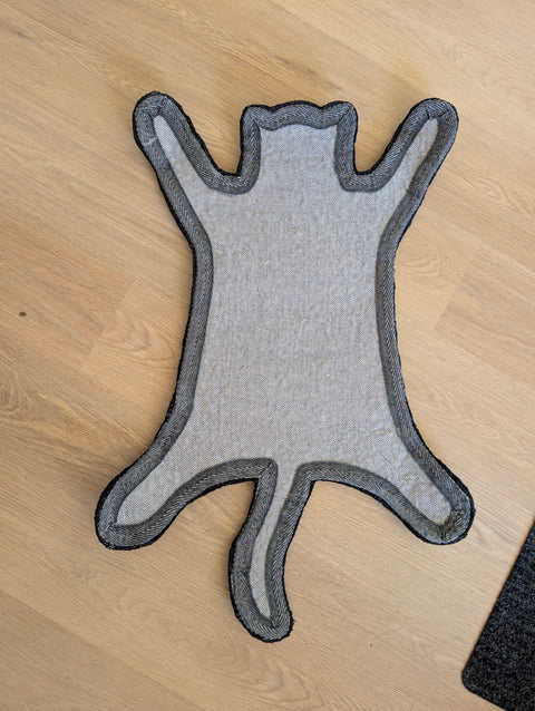 Tuxedo Cat Hunting Rug