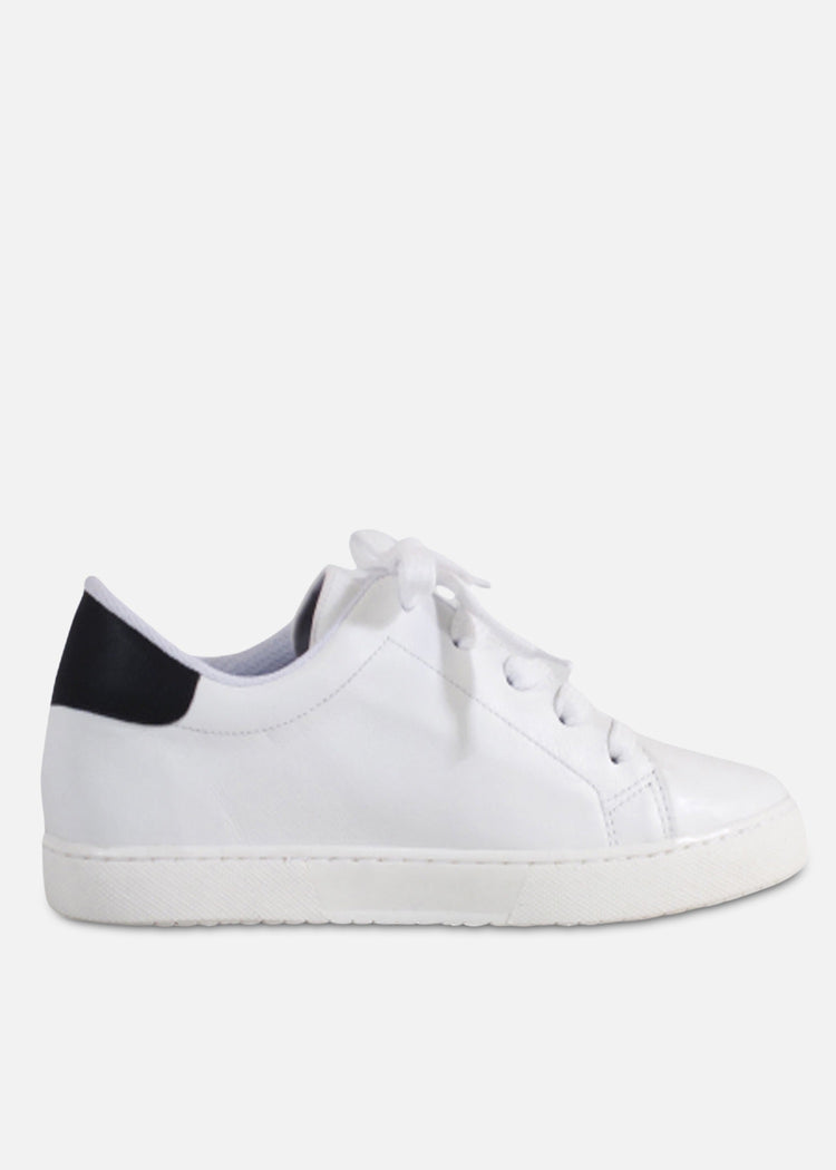 U-Turn Tennis Sneakers