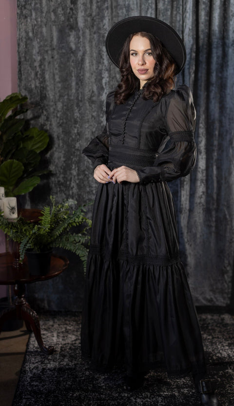 victorian maxi dress Victorian Maxi Gown 77% Polyester 27% Silk Mikado / Ivory / M (Made to Measure)